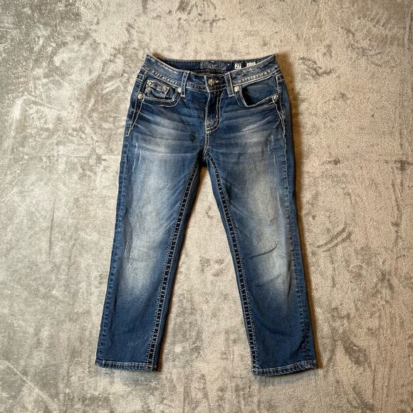 Miss Me Sz 27 Mid Rise Cropped Distressed Blue Jeans Women's - Picture 3 of 6